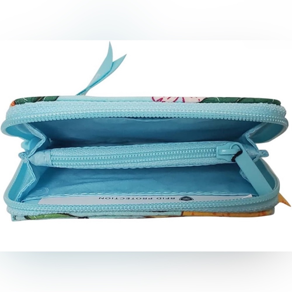 Vera Bradley | Petite Zip-Around Wallet w/RFID Protection | Lemon Grove | NWT - Picture 3 of 7